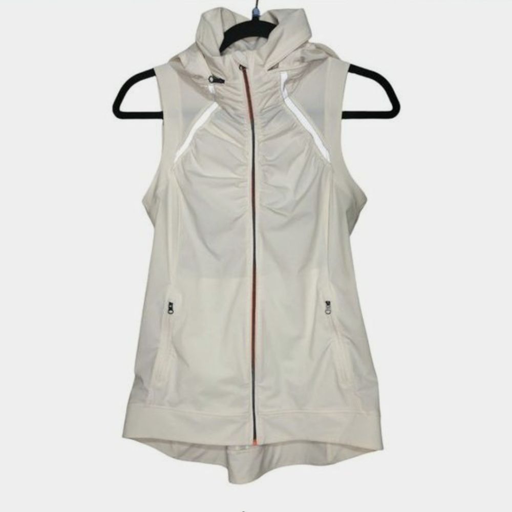 Lululemon light running vest
